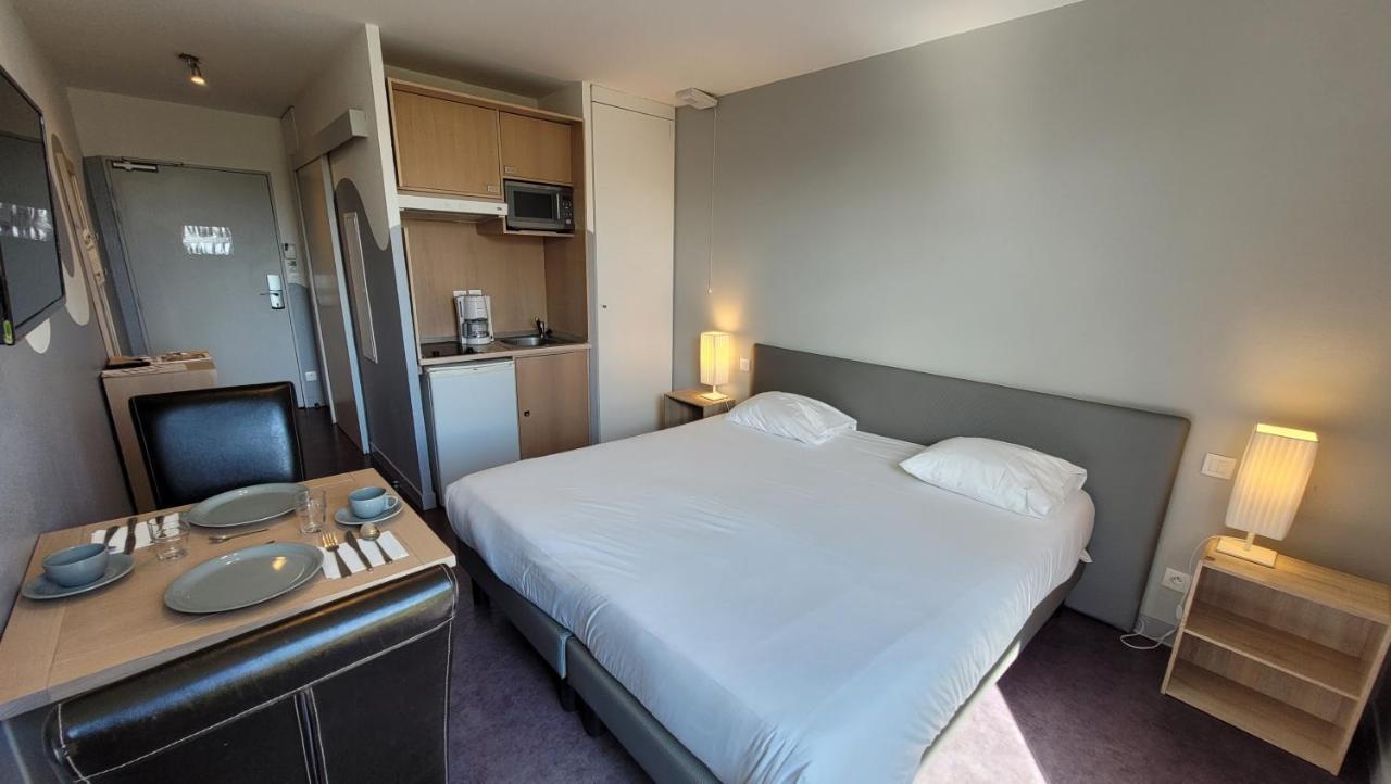 Gold Beach Hotel & Residence Анел Екстериор снимка